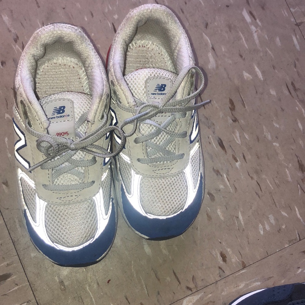 Toddler sneakers
